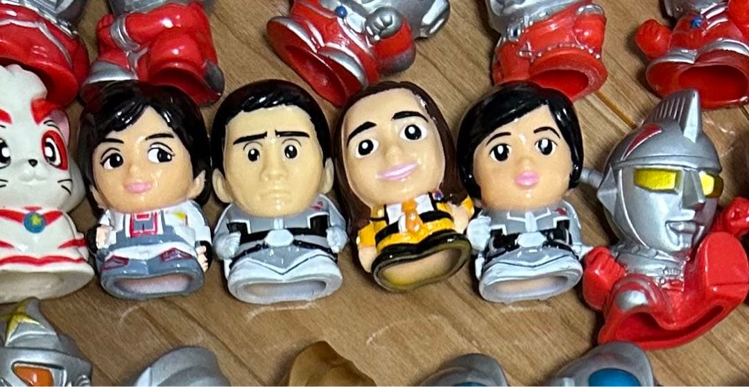 平成初期【当時物】ウルトラマン　指人形100体以上【未使用】　レアコレクション