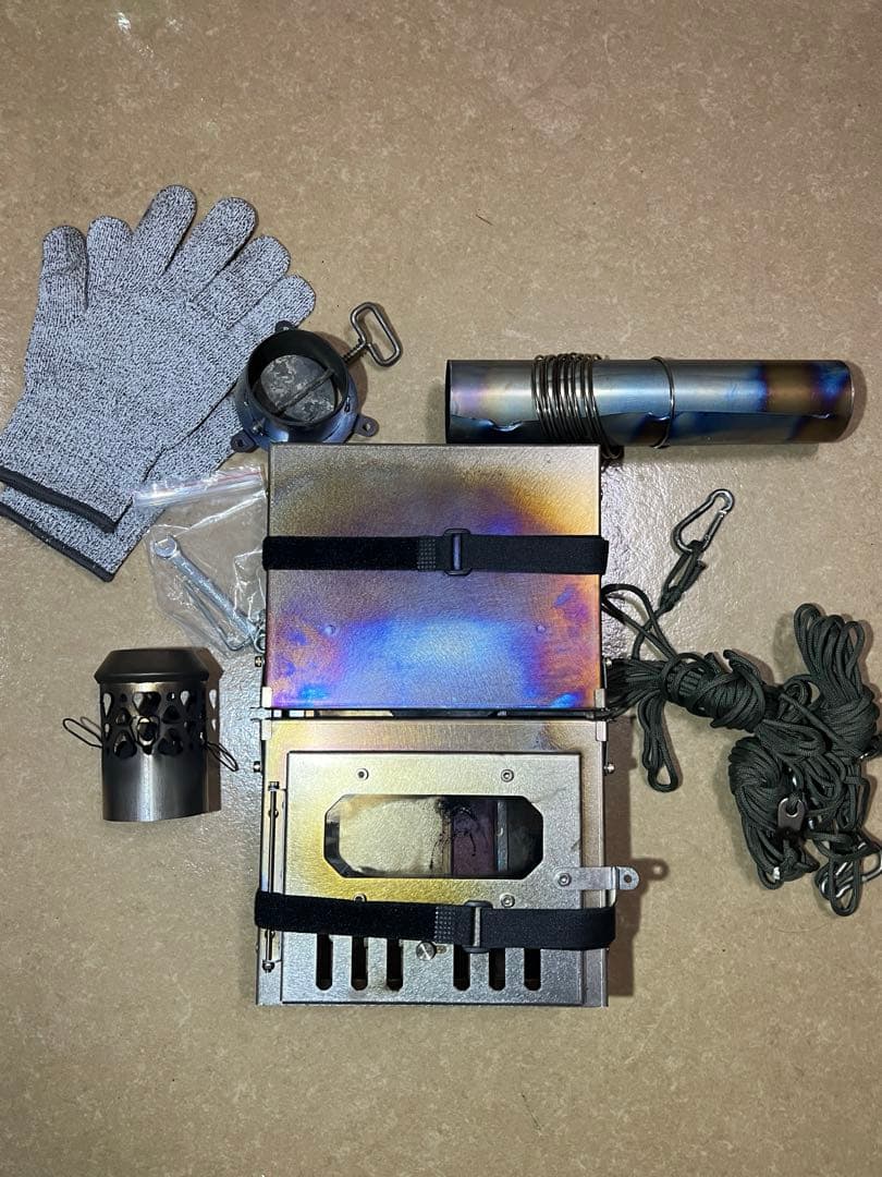 pomoly チタン薪ストーブ　T-BRICK Mini 使用2回