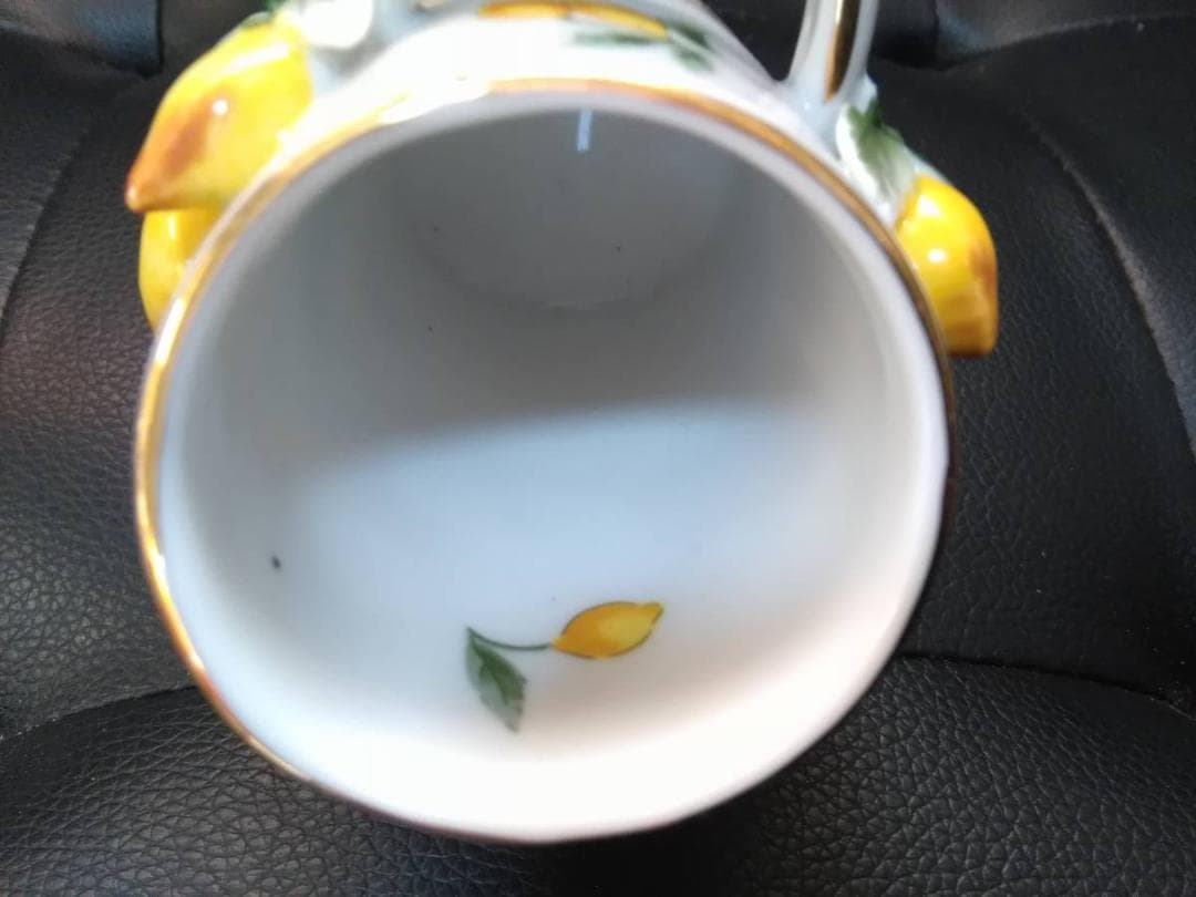  ARDEN 　手書き植物文様　植物蕾彫刻　取っ手付の品　印