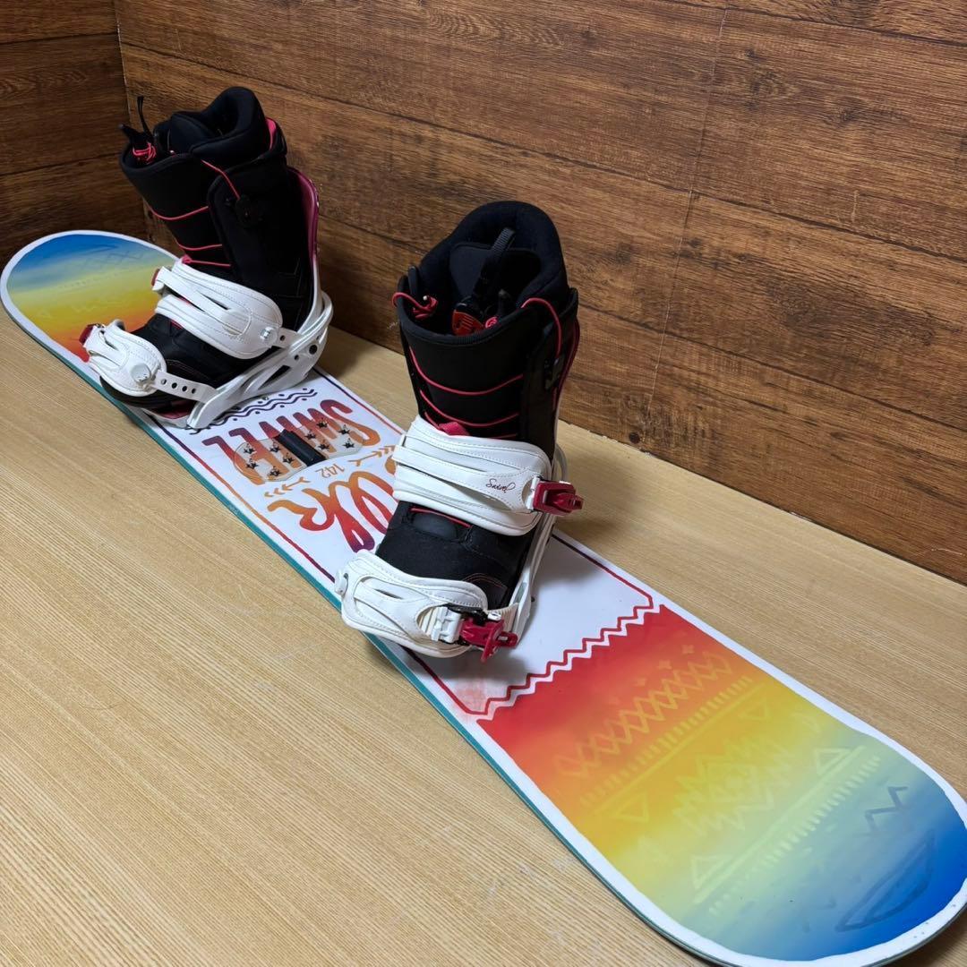 SWIVEL スウィベル　レディース　スノーボード 4点　142cm かわいい