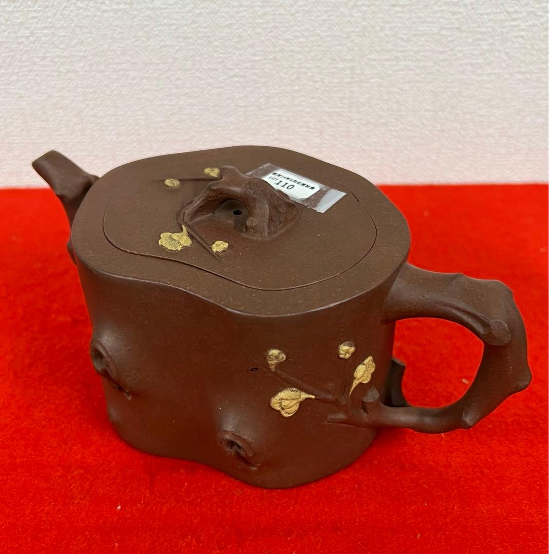 急須　呉亮屏梅椿紫砂茶壺　 【呉亮屏】在銘