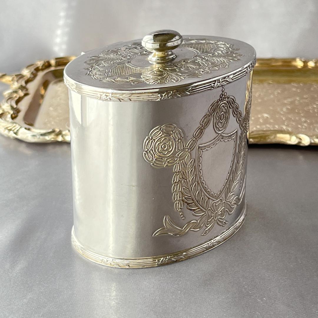 【Barker Ellis】美しいチェイシングのティーキャディー