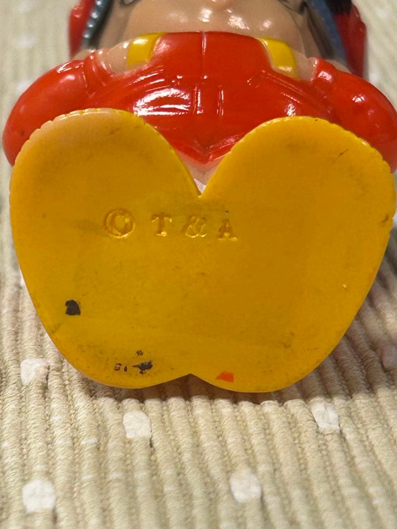 昭和レトロ　レア！当時物　Dr.スランプアラレちゃん 東海銀行 ソフビ 貯金箱