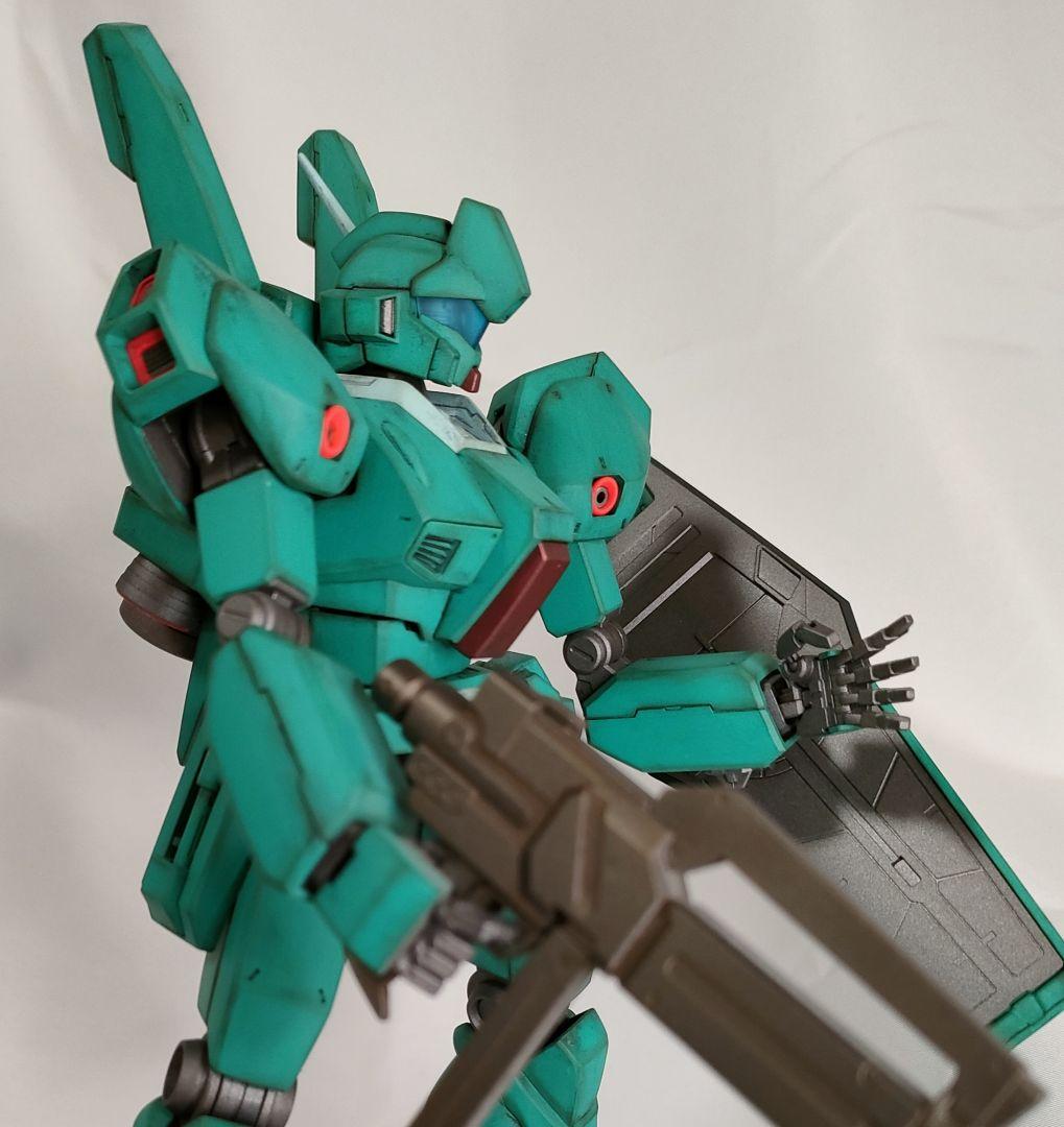 ガンプラ 塗装済完成品 MG 1/100 ジェガン