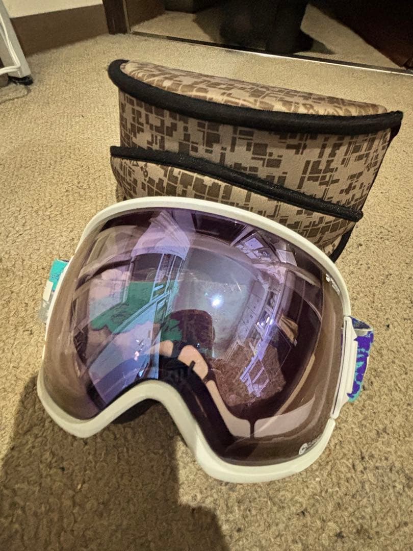 SWANS ゴーグル 換気付きホワイト/ブルー 収納ケース付き