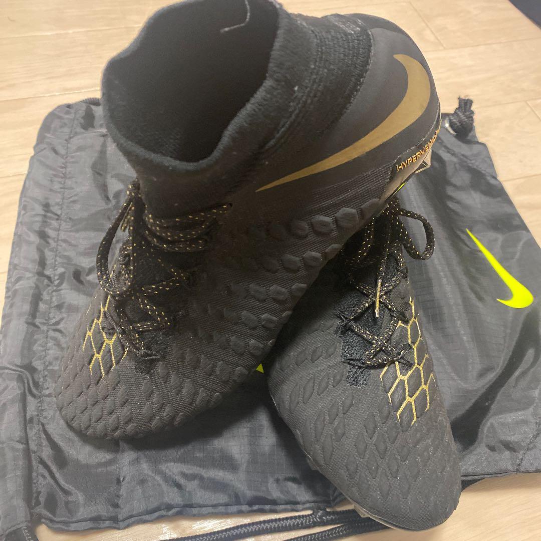 ハイパーヴェノムのACCハイソックスモデルです。