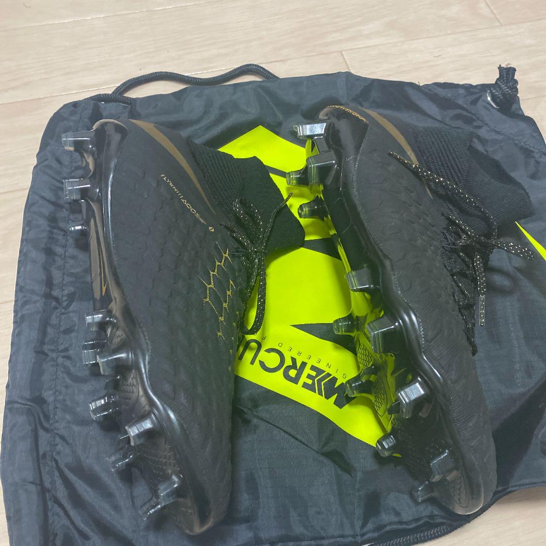 ハイパーヴェノムのACCハイソックスモデルです。