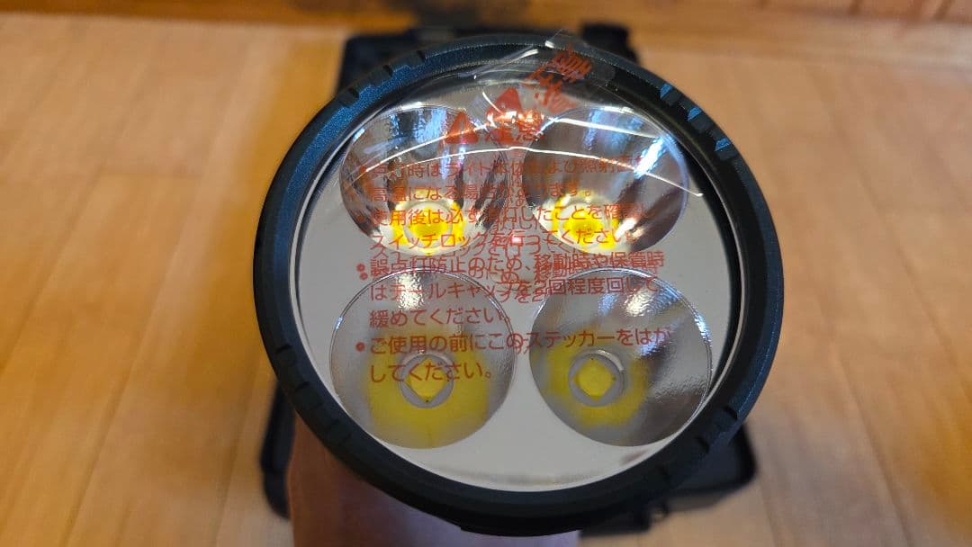 【美品】GENTOS ハイパワー LEDフラッシュライト UT-618R