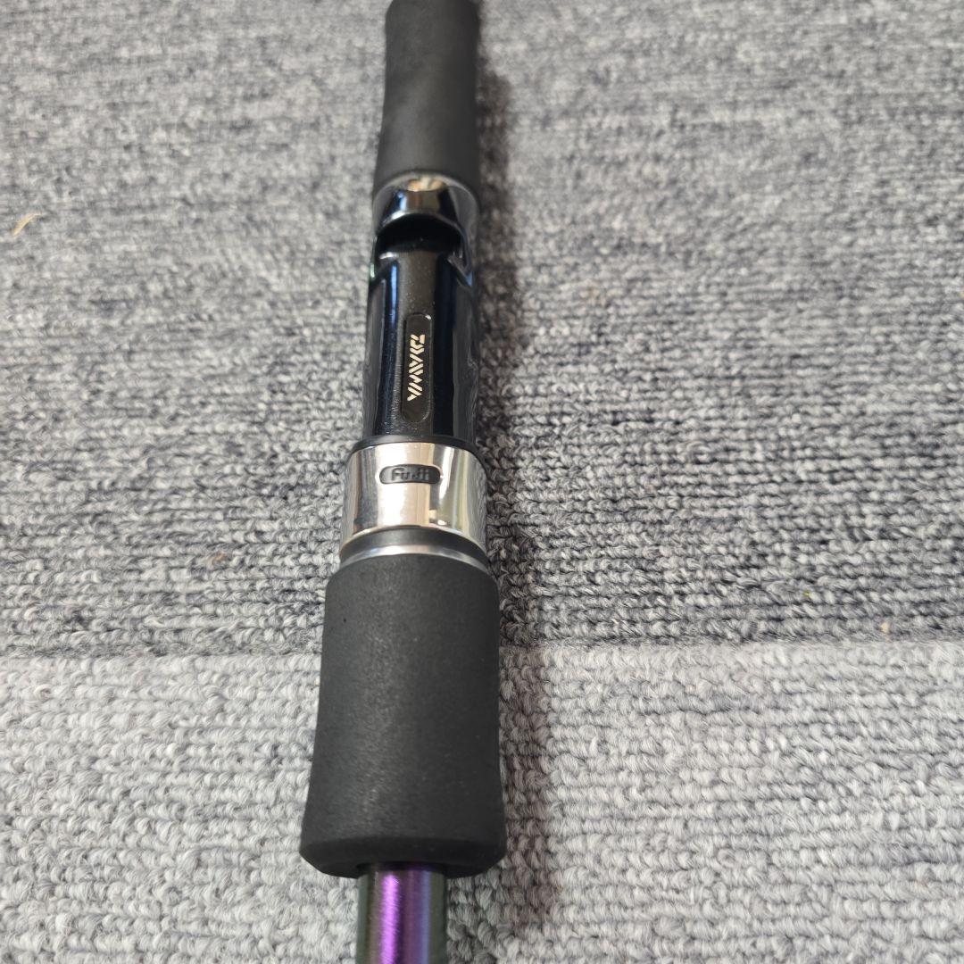 エメラルダスインターライン振り出し中古