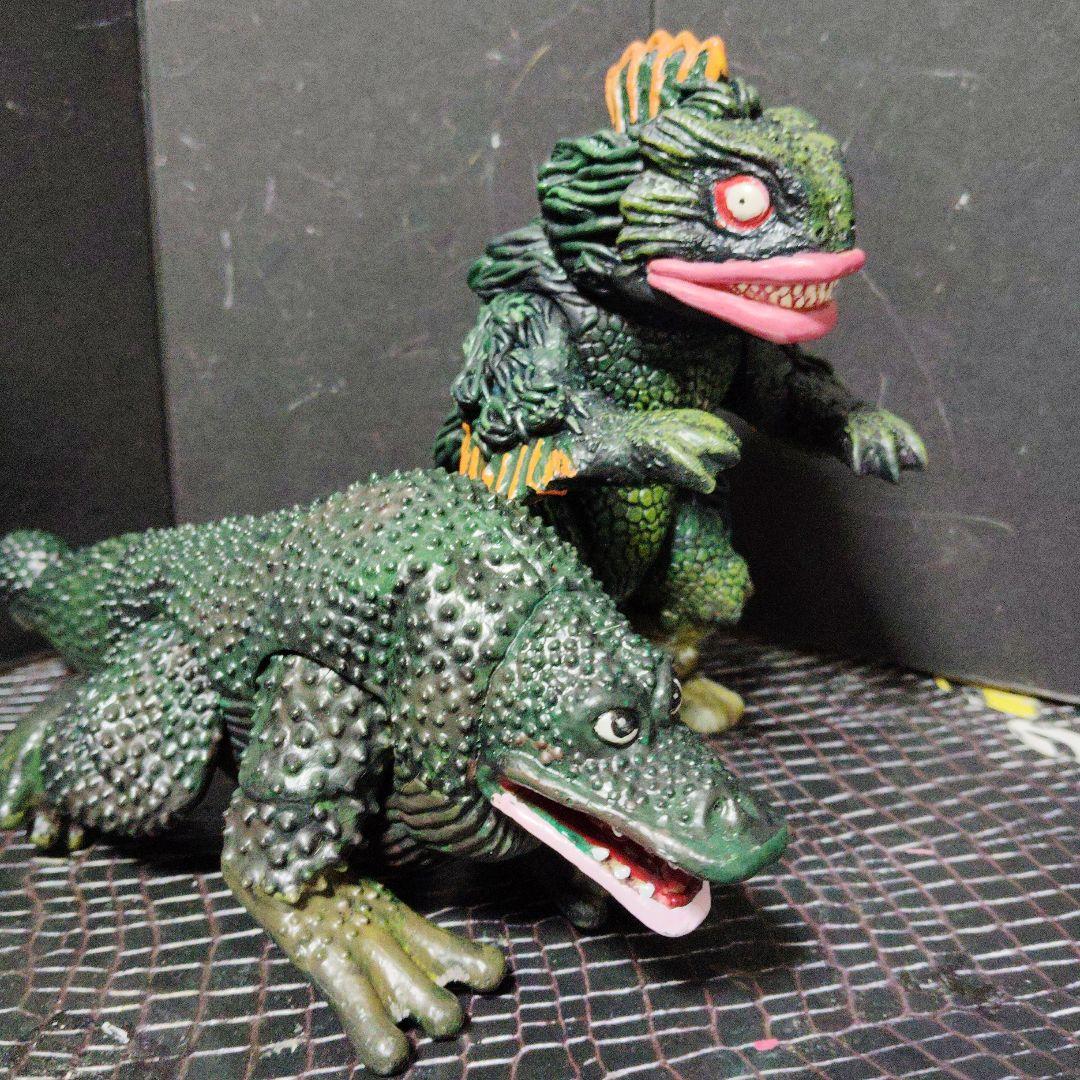 きなこプリンウルトラ怪獣旧型ソフビ