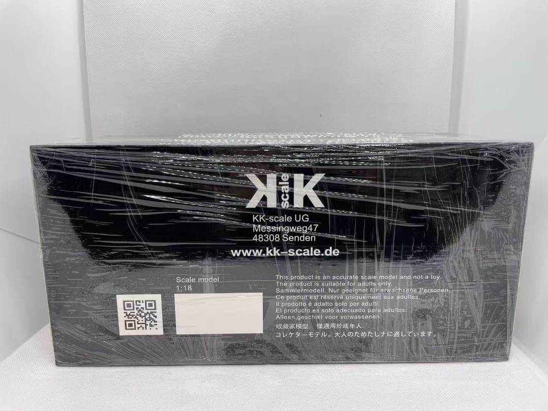 301-040 KK 1/18 ポルシェ 924 Martini 1985