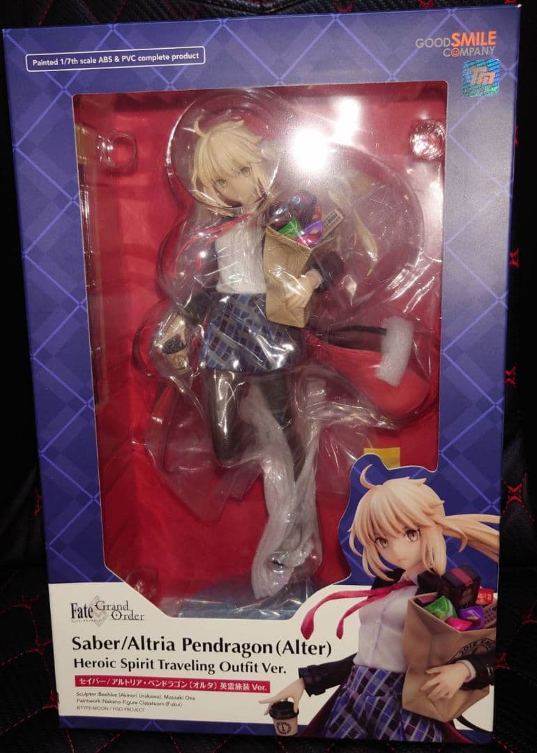 美品 Fate セイバー/アルトリア・ペンドラゴン オルタ 英霊旅装フィギュア