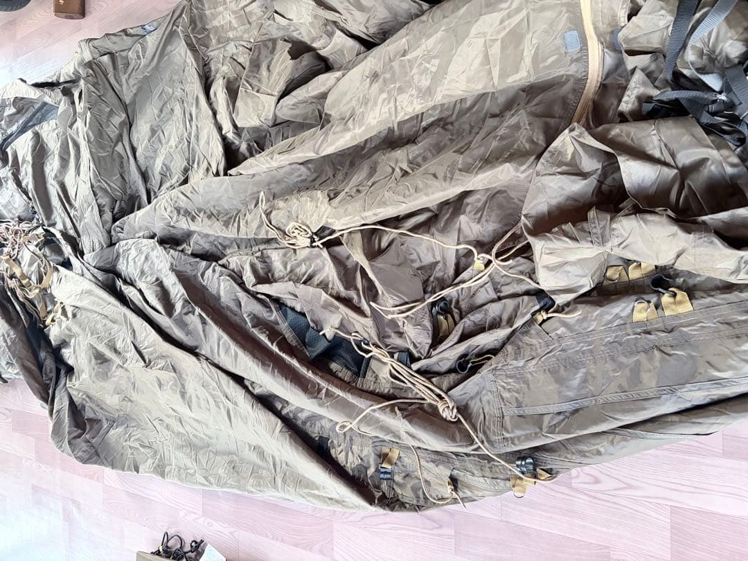 タラスブルバ2ルームジュニア