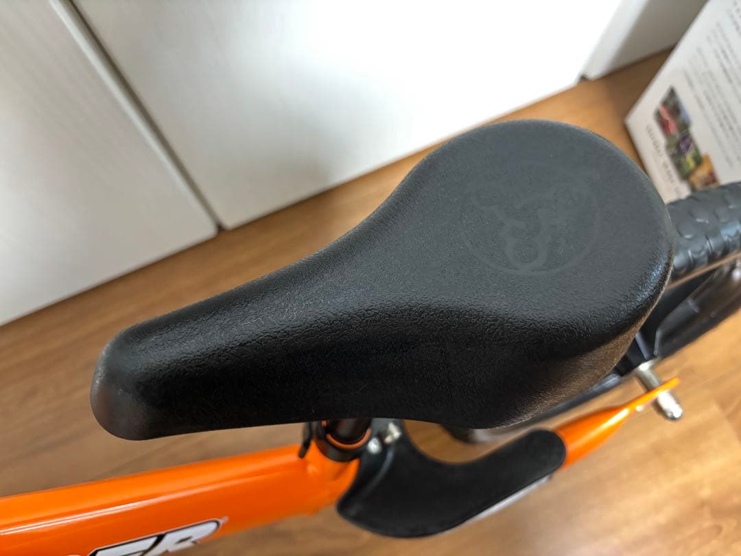 【美品】STRIDER 12 Sport バランスバイク オレンジ