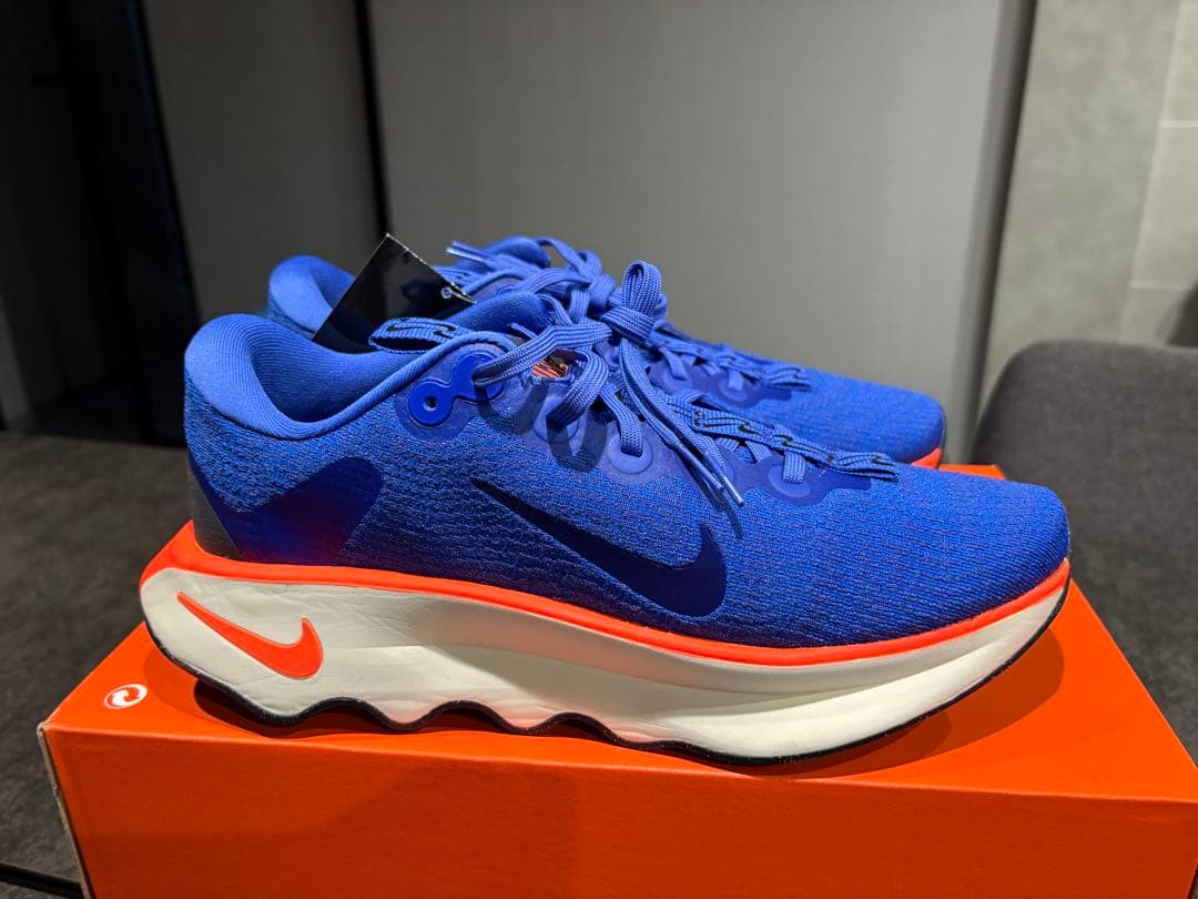 NIKE ☆ MOTIVA （27.5㎝）新品未使用 値引きしました！