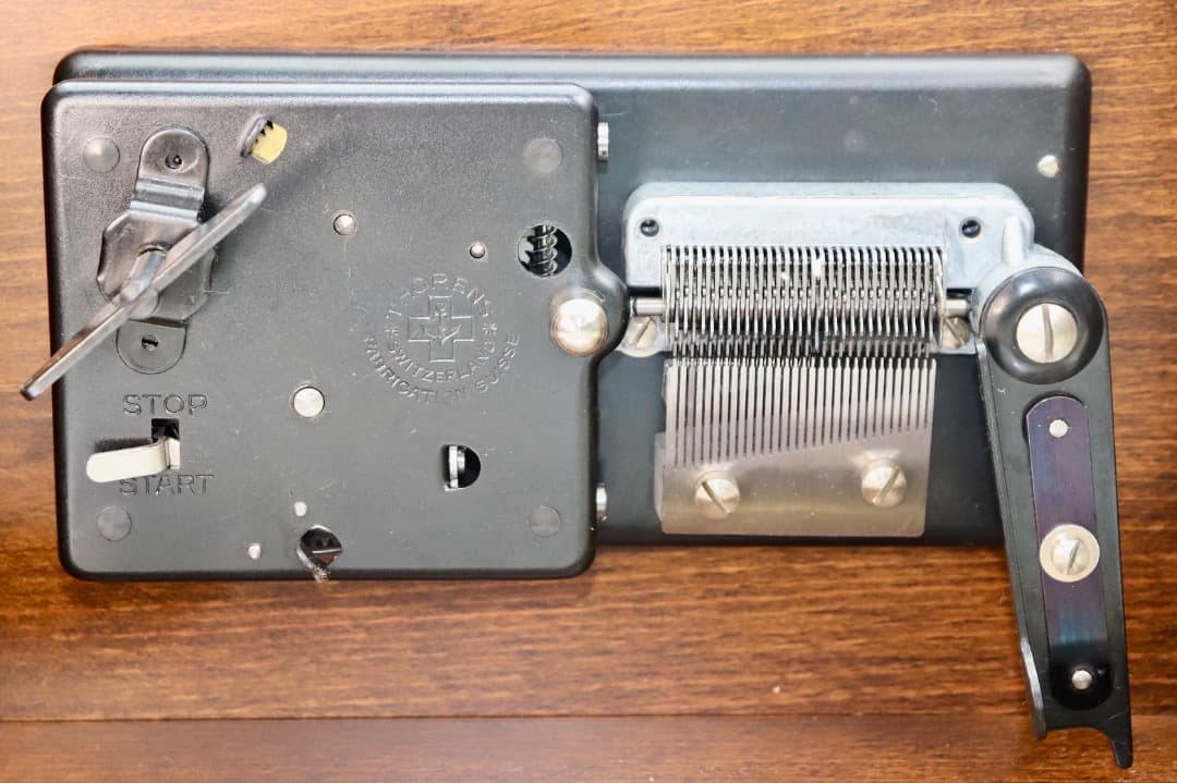 THORENS スイス製ディスク・オルゴール・ボックス、ディスク6枚付き