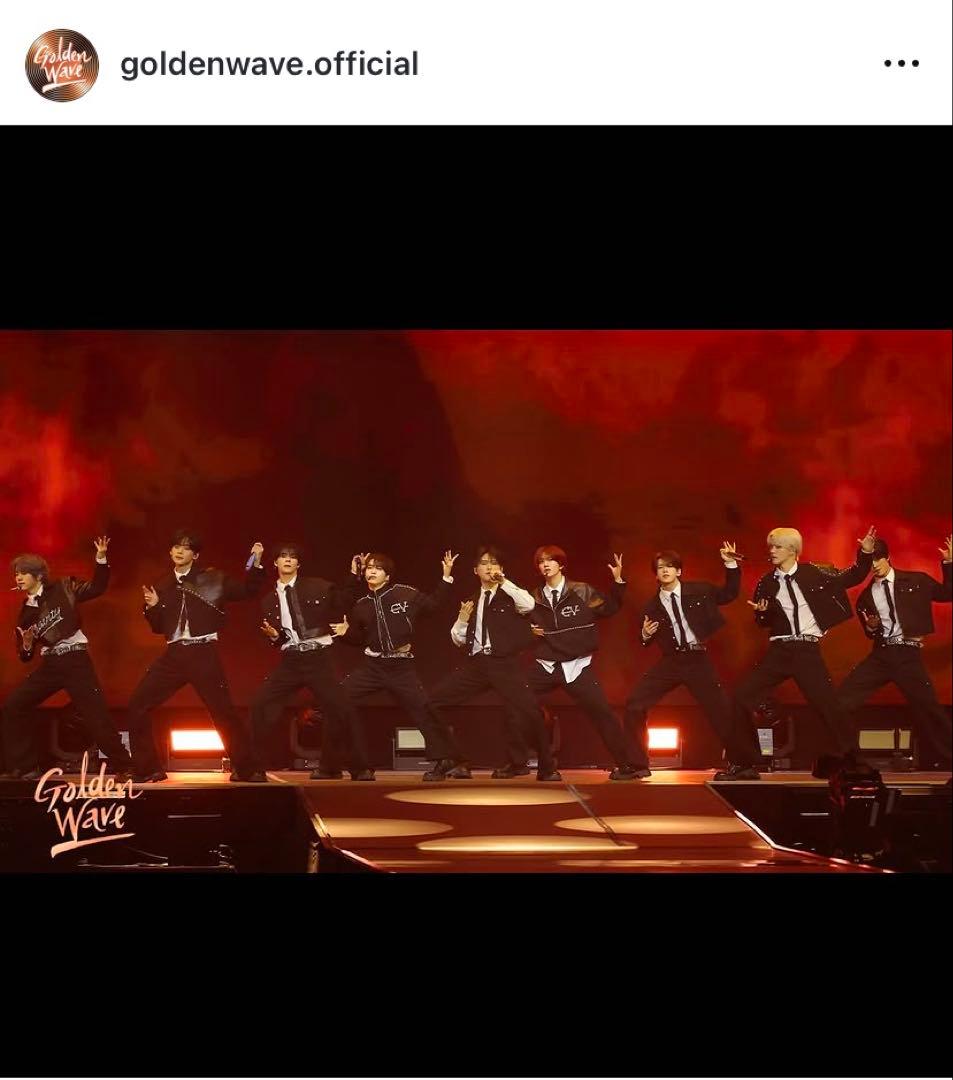 IVE NiziU 82MAJOR CRAVITY HWASA等全員サイン入り