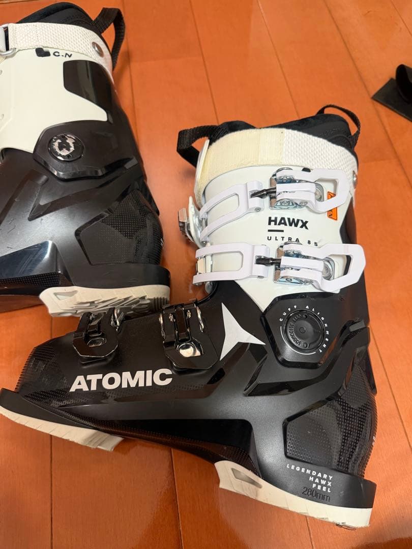 ATOMIC Hawx Ultra スキーブーツ　サイズ: 24.5