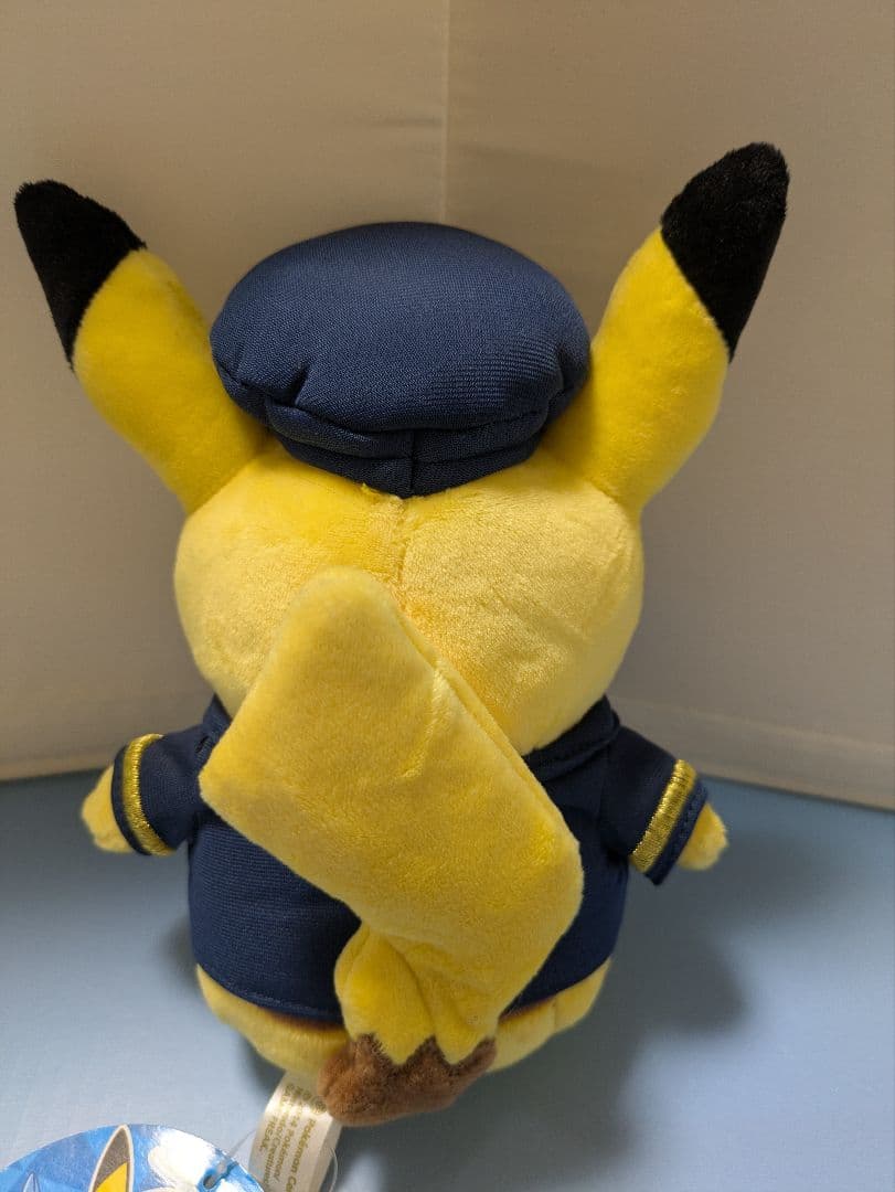 【限定品】ピカチュウ パイロット 新千歳空港 ポケモンセンター ぬいぐるみ