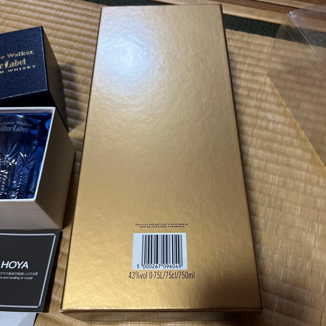 【グラス付】Johnnie Walker Blue Label 750ml