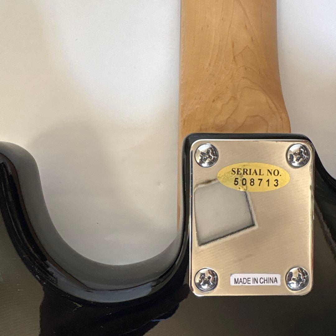 SELVA エレキギター