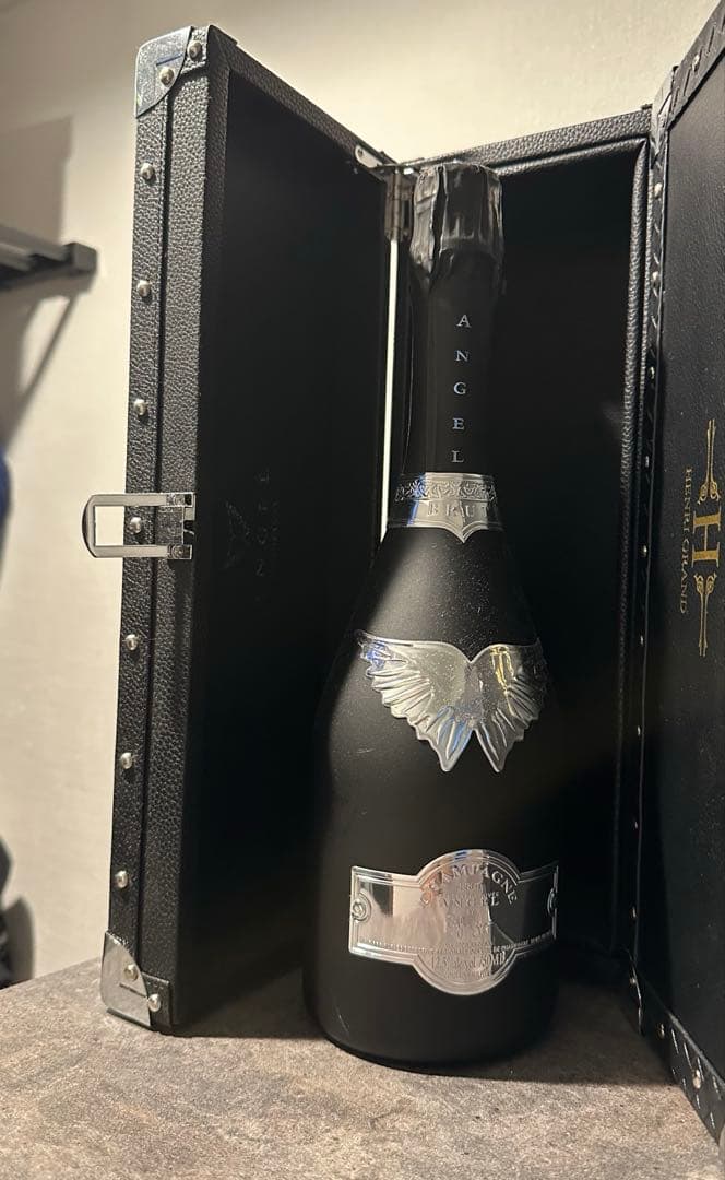 エンジェル ブラック シャンパン 箱付