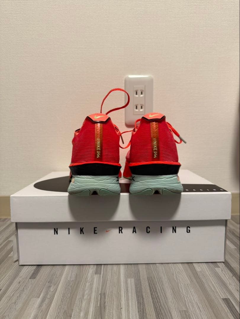 ナイキ ヴェイパーフライ4/メンズ/27.5cm