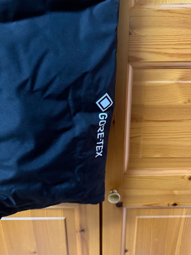 ダイワ　DW-1922 GORE-TEX ウィンタースーツ　ブラックカモ