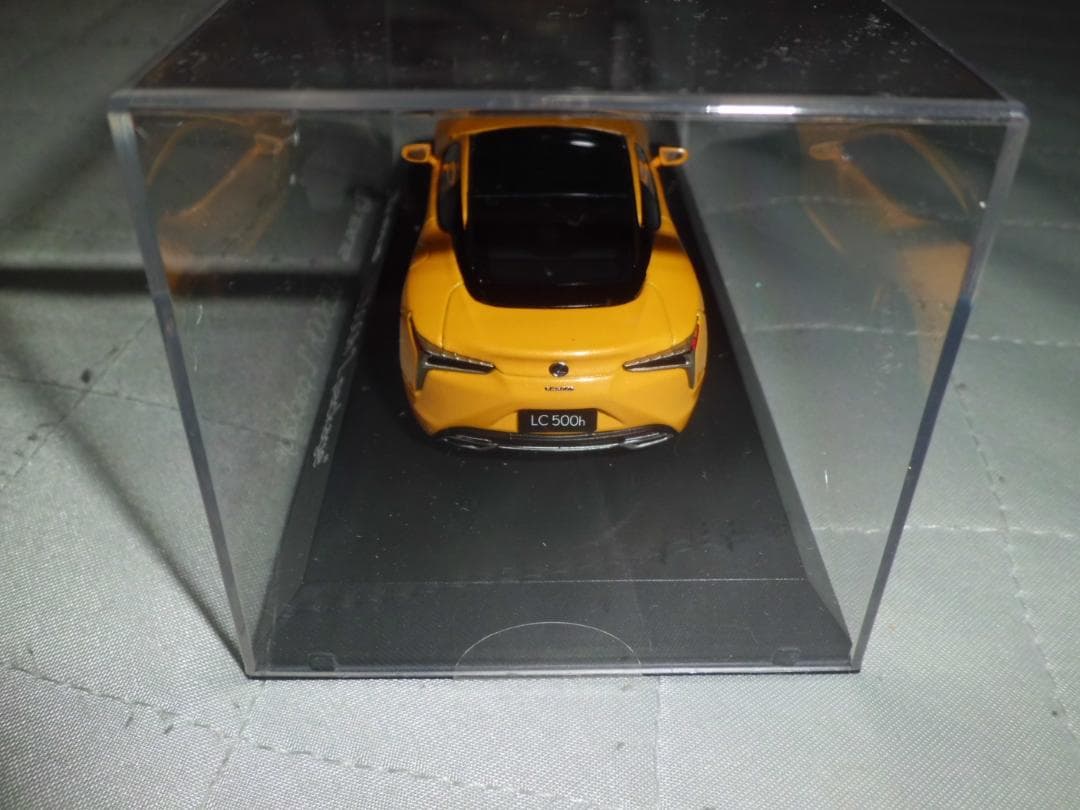 【現状品】京商 1/43 レクサス LC500h \"L package\"