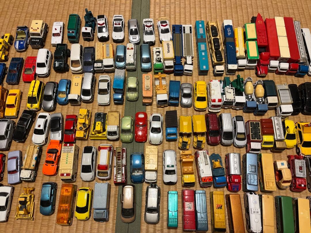 く*み様 トミカ 箱無し　その他　まとめ売り　100台以上