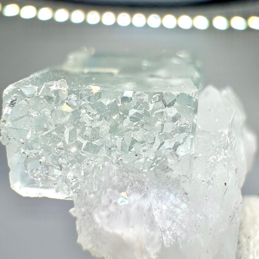 604 中国 浙江省産 フローライト