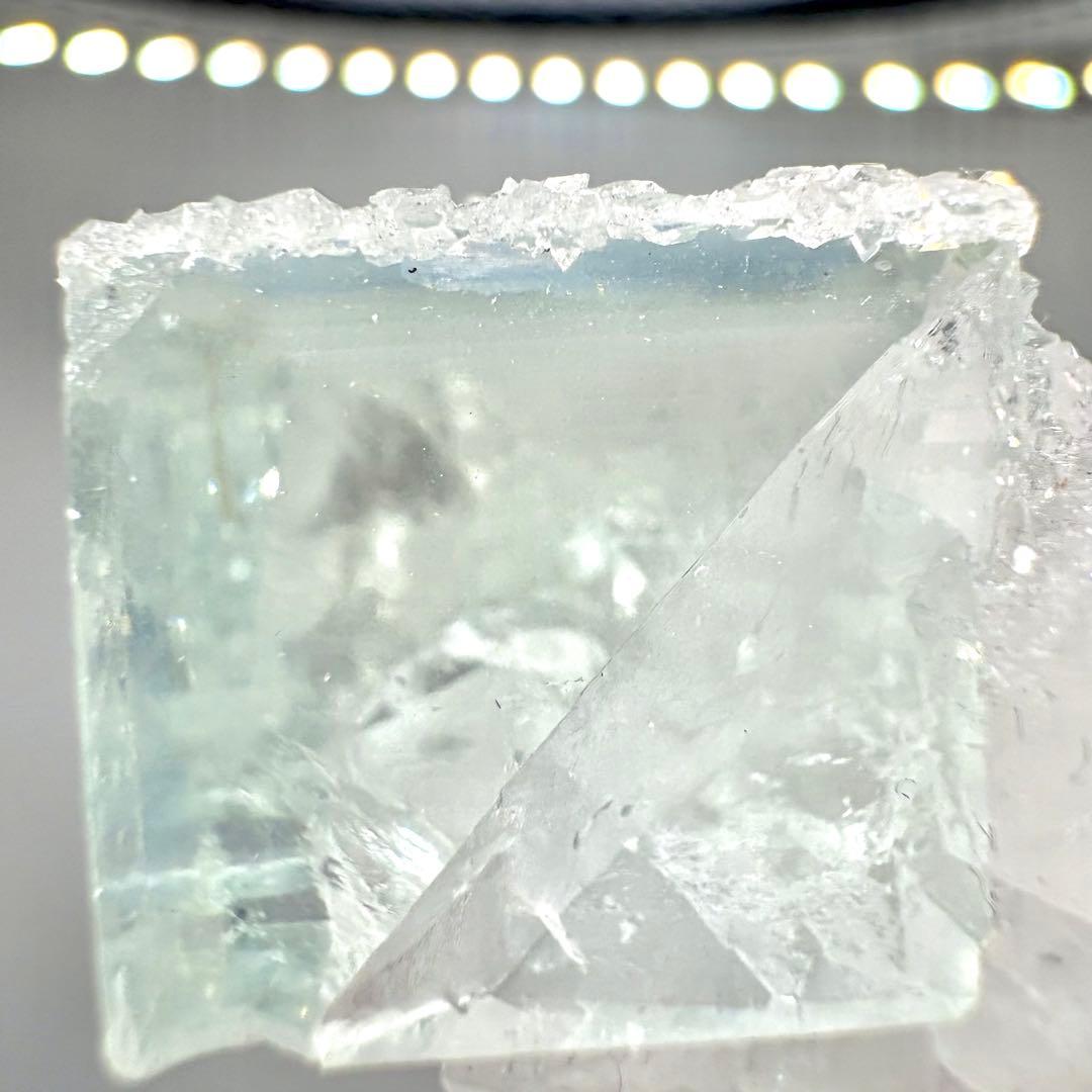 604 中国 浙江省産 フローライト