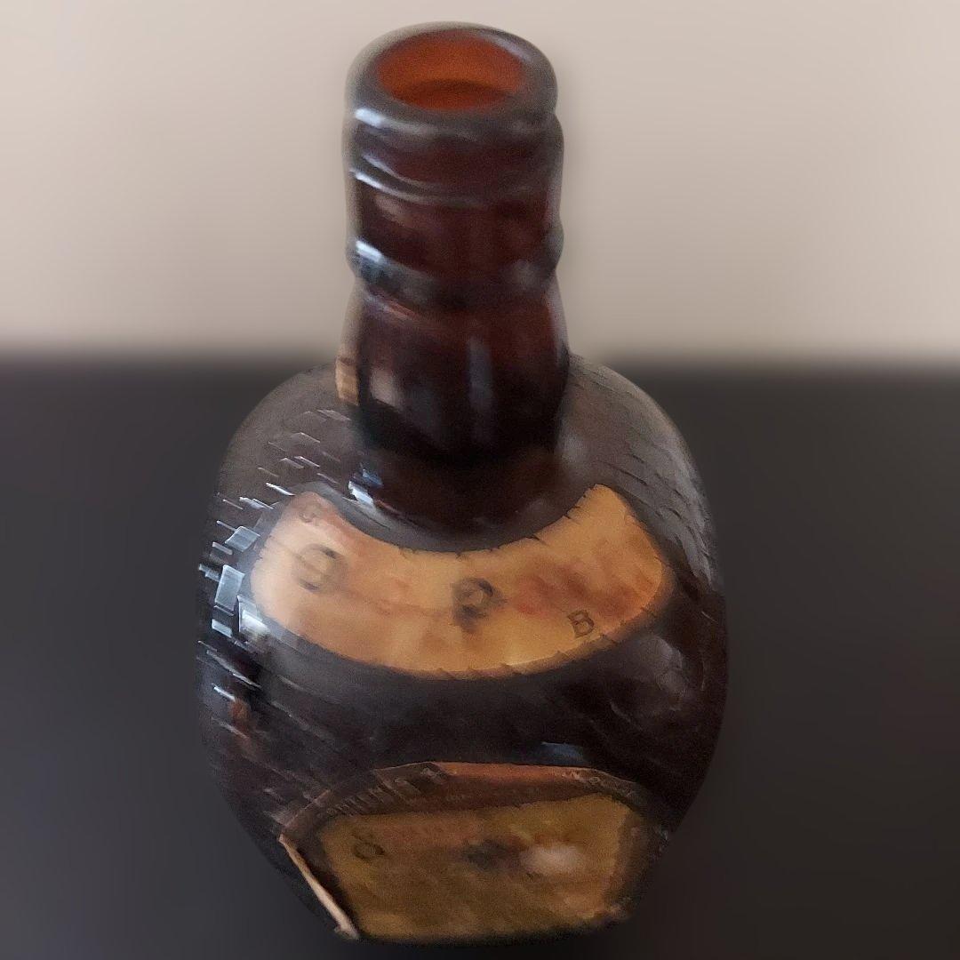 空き瓶　オールドパー