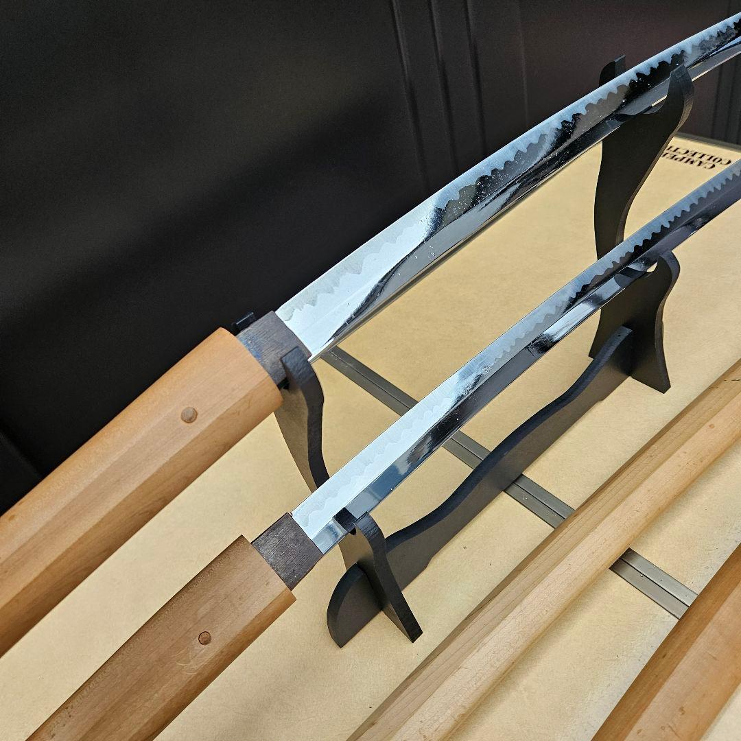 模造刀 大小2本セット 居合い 化粧刃文あり 刀置き二本掛け付