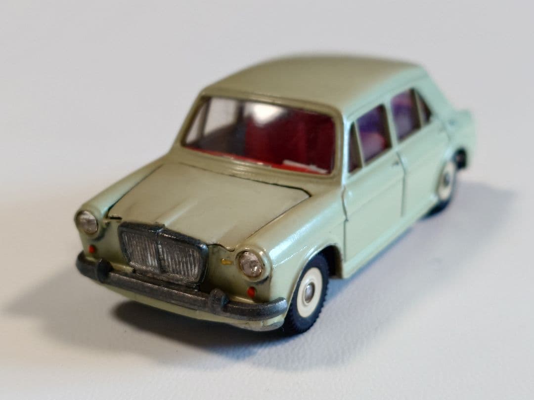 ミニカー TEKNO NO.832 MG 1100