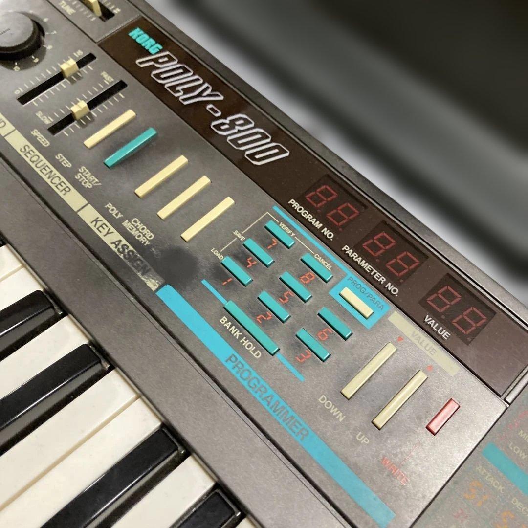 【動作確認済】KORG poly800 ケース付　美品