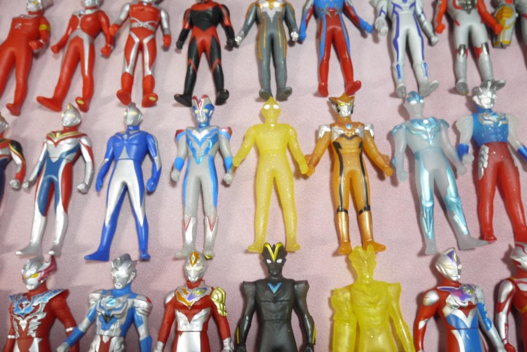 ウルトラヒーローシリーズ500　ウルトラ怪獣シリーズ500　ソフビ　77体