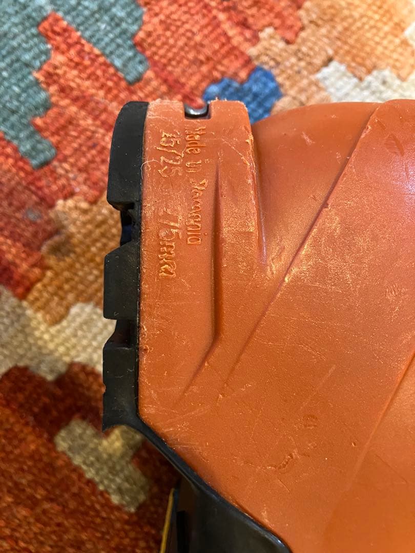 a*4様 ARC'TERYX テックビンディング対応スキーブーツ