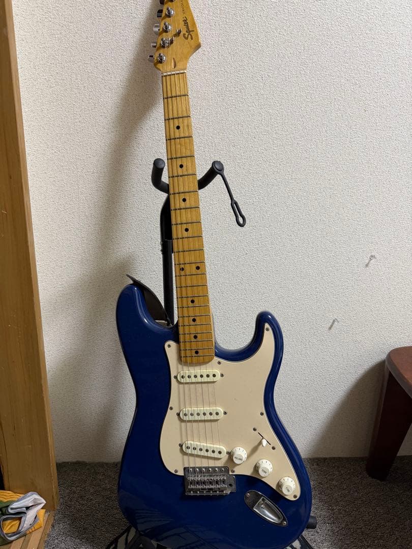 ギター SQUIER STRATOCASTER By Fender