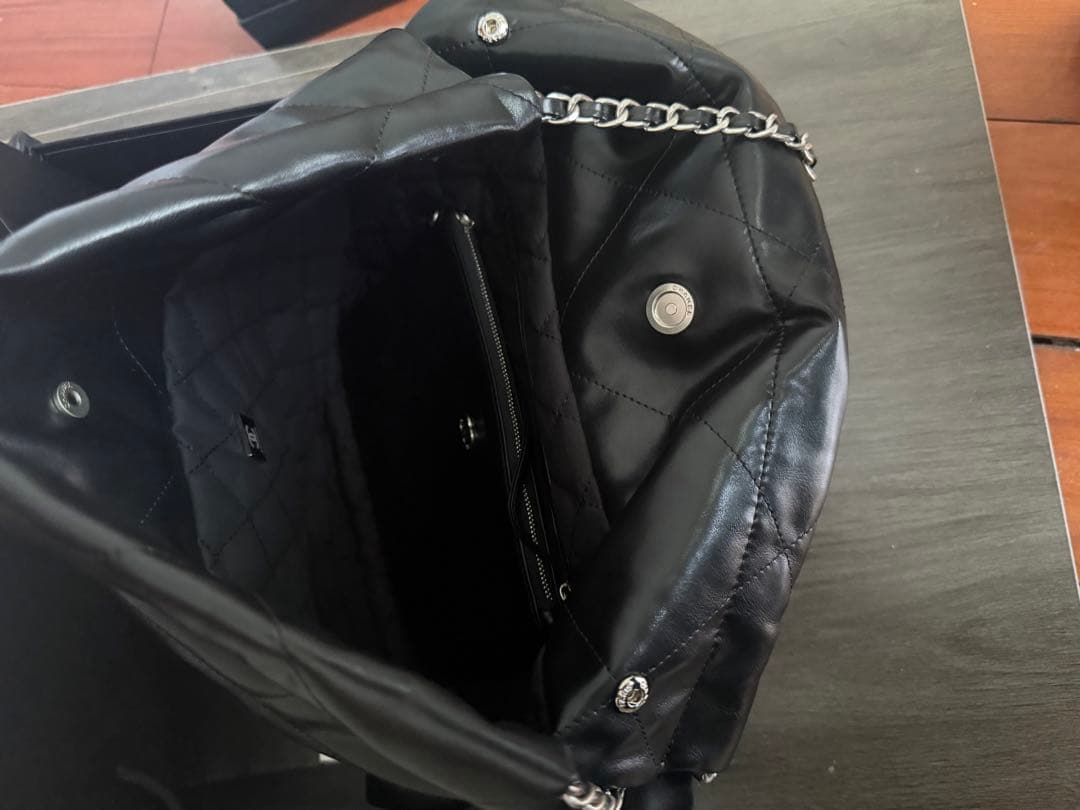 ブラック ナイロン ショルダーバッグ