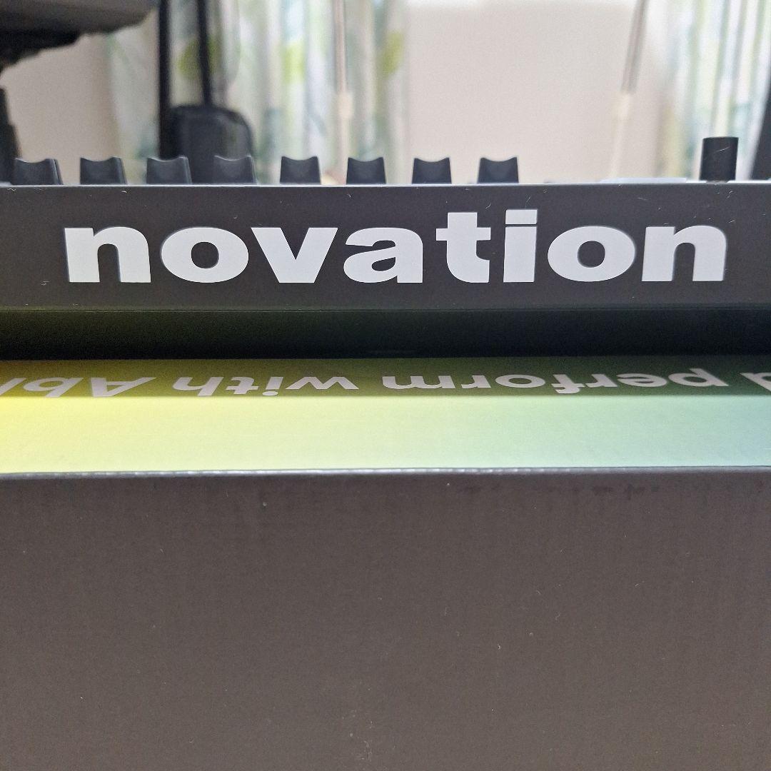 Novation Launchkey 49 MK3 Ableton Midi鍵盤