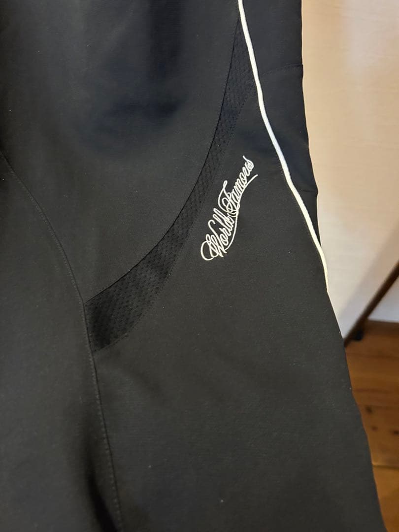 supreme NIKEコラボ　トラックパンツブラック　Mサイズ