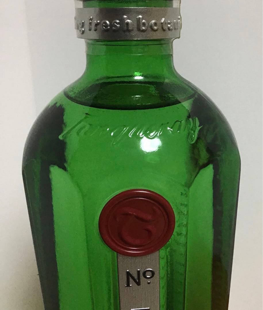 タンカレー No.10 (旧ボトル)