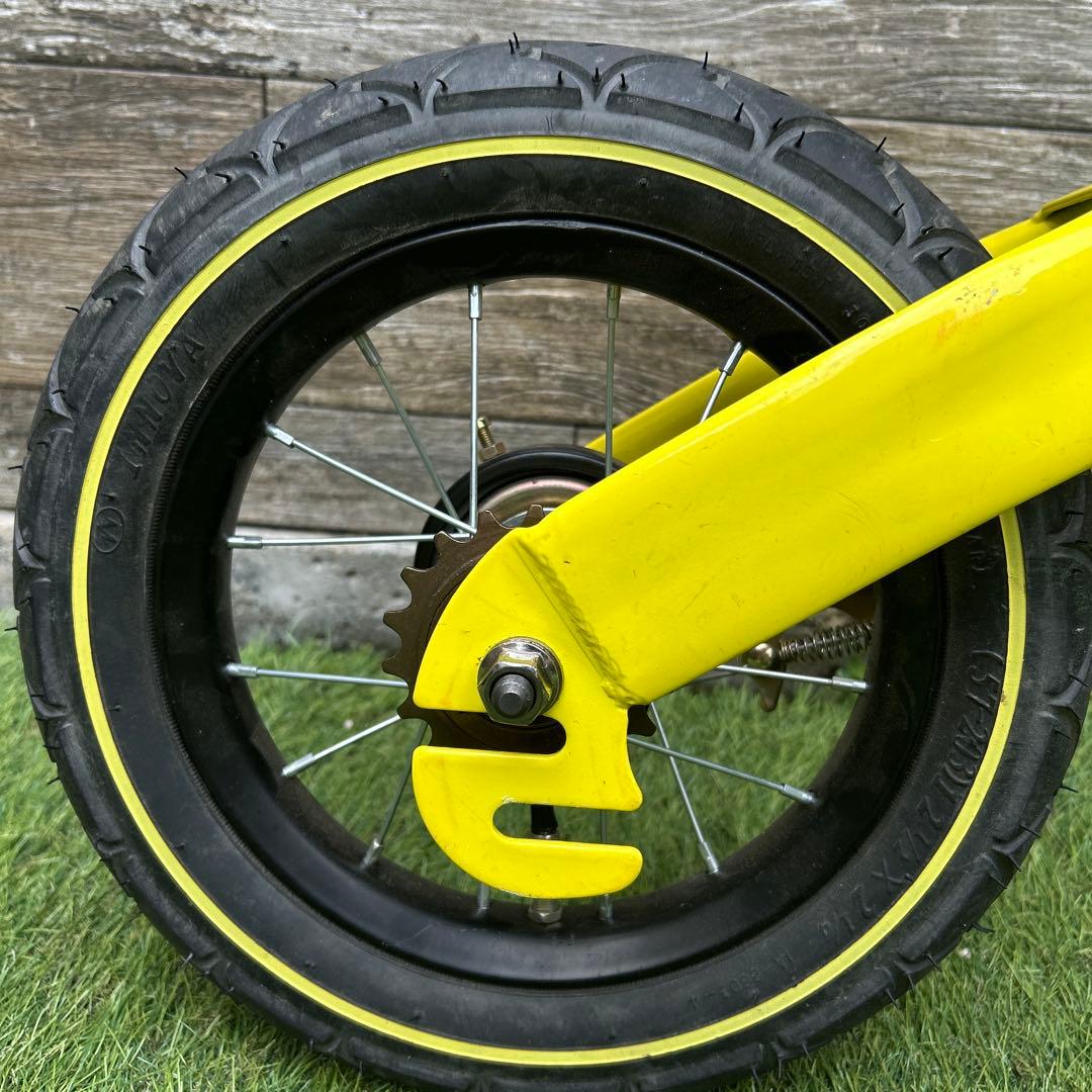 【専用スタンド、空気入れおまけ付き】美品 へんしんバイク　12インチ イエロー