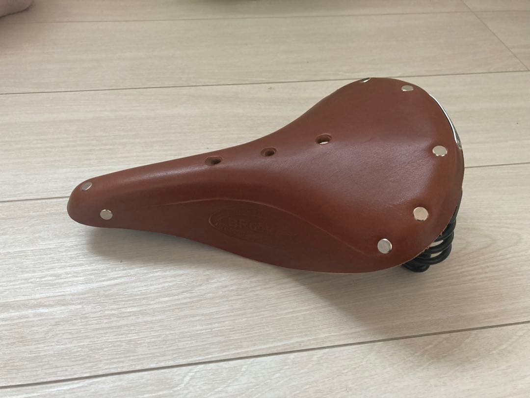 BROOKS ブラウン サドル