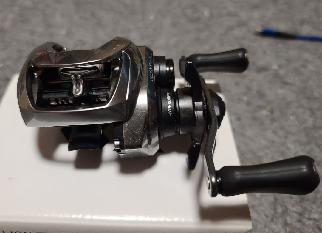 ジリオン SV TW 1000L ベイトリール