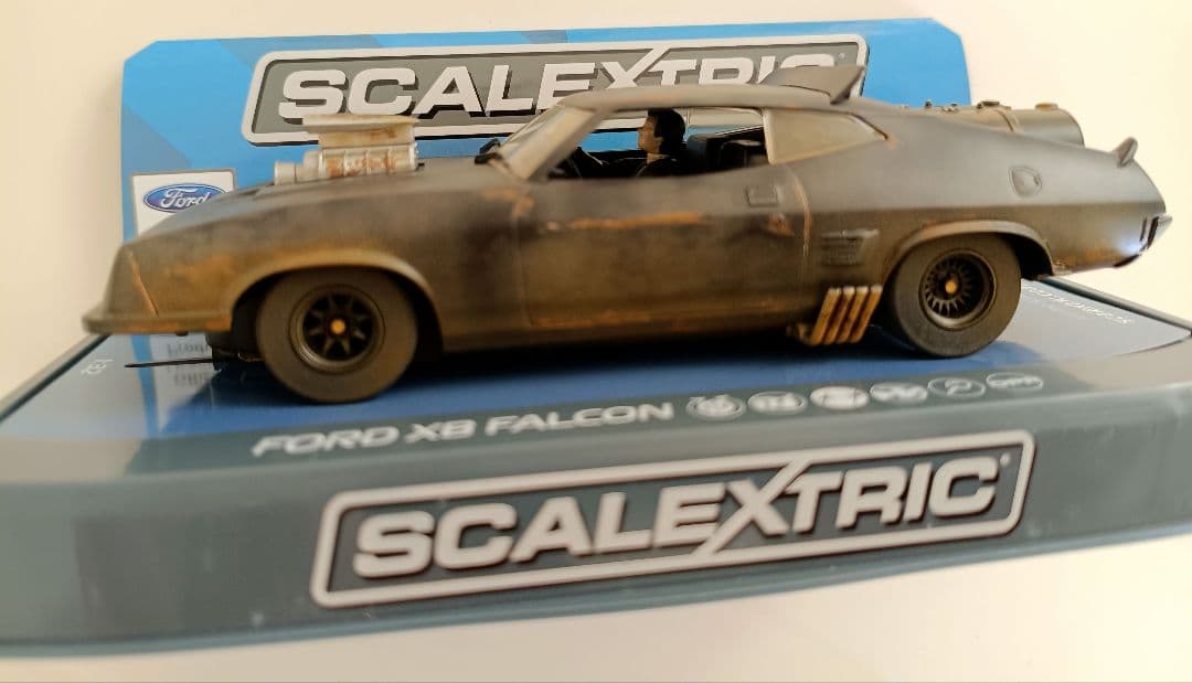 SCALEXTRIC Ford XB Falcon 1/32 スケールモデル