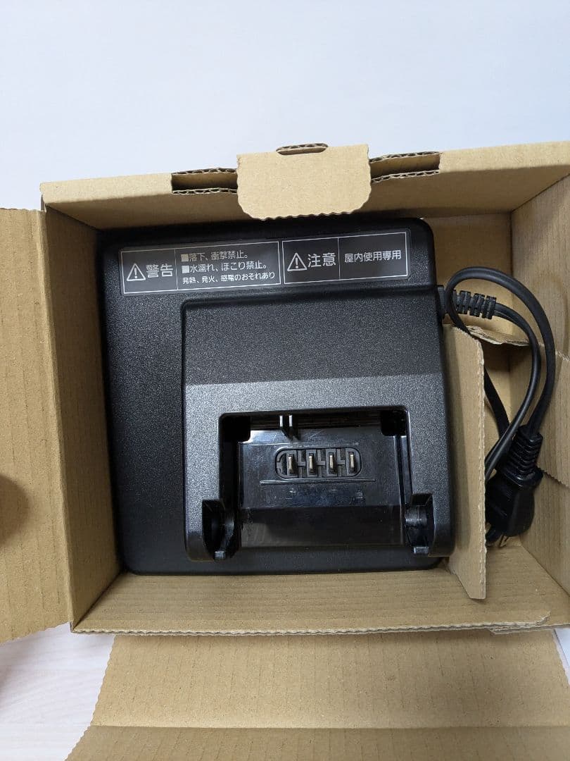 panasonic パナソニック 電動自転車　充電器　NKJ074Z 1個