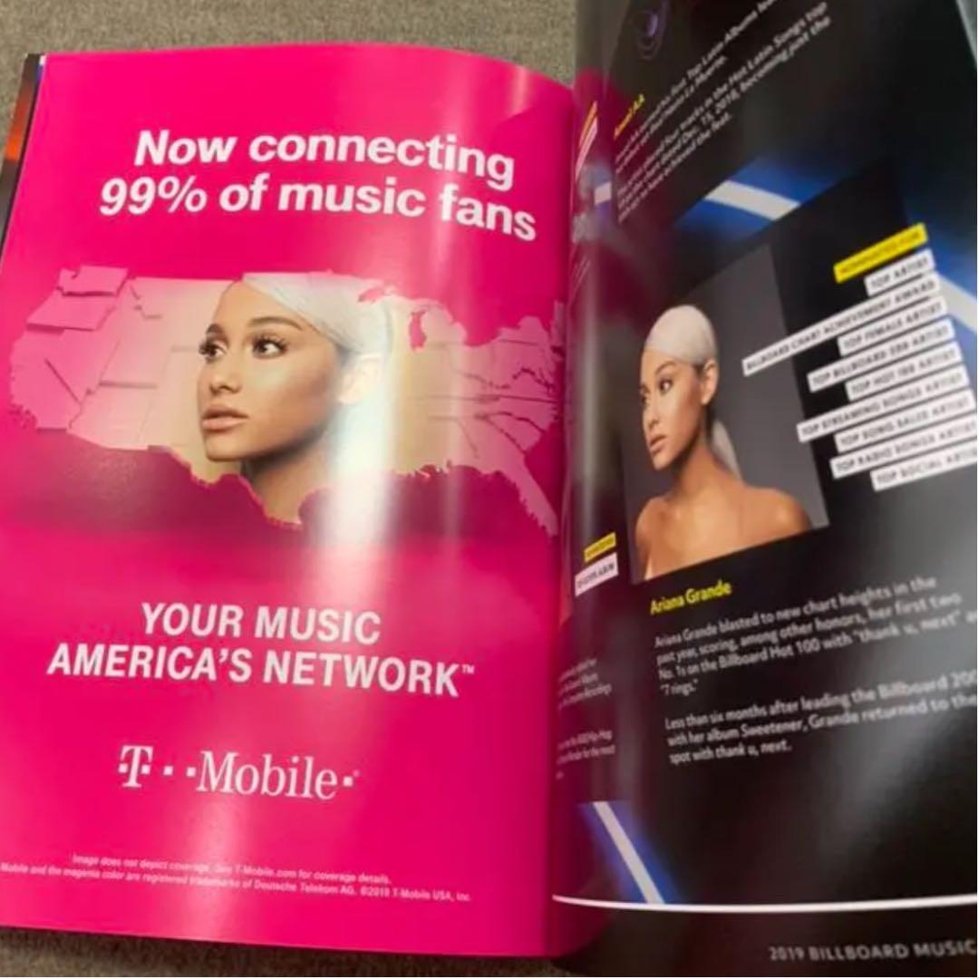 ［新品未使用］ビルボードミュージックアワード2019 パンフレット ブレスレット