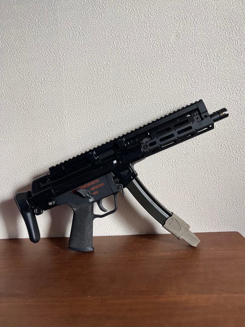 マルイ次世代電動ガン　MP5A5